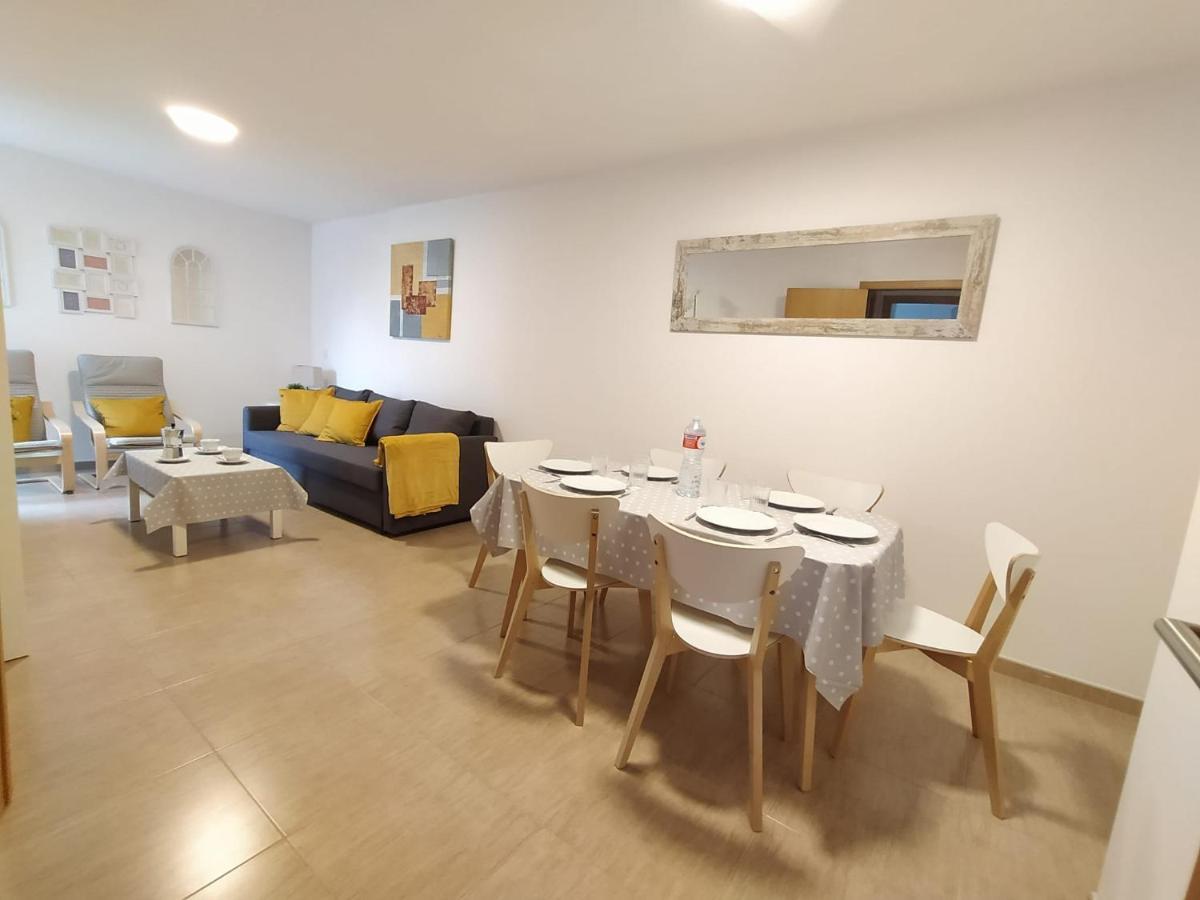 Apartamento Bolboretas Con Parking Privado Ares Exteriör bild