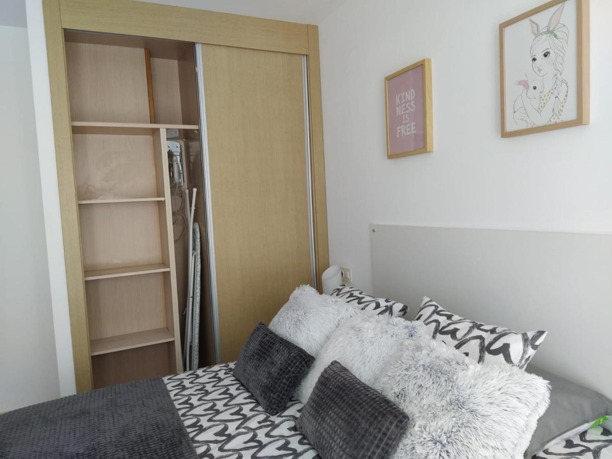Apartamento Bolboretas Con Parking Privado Ares Exteriör bild
